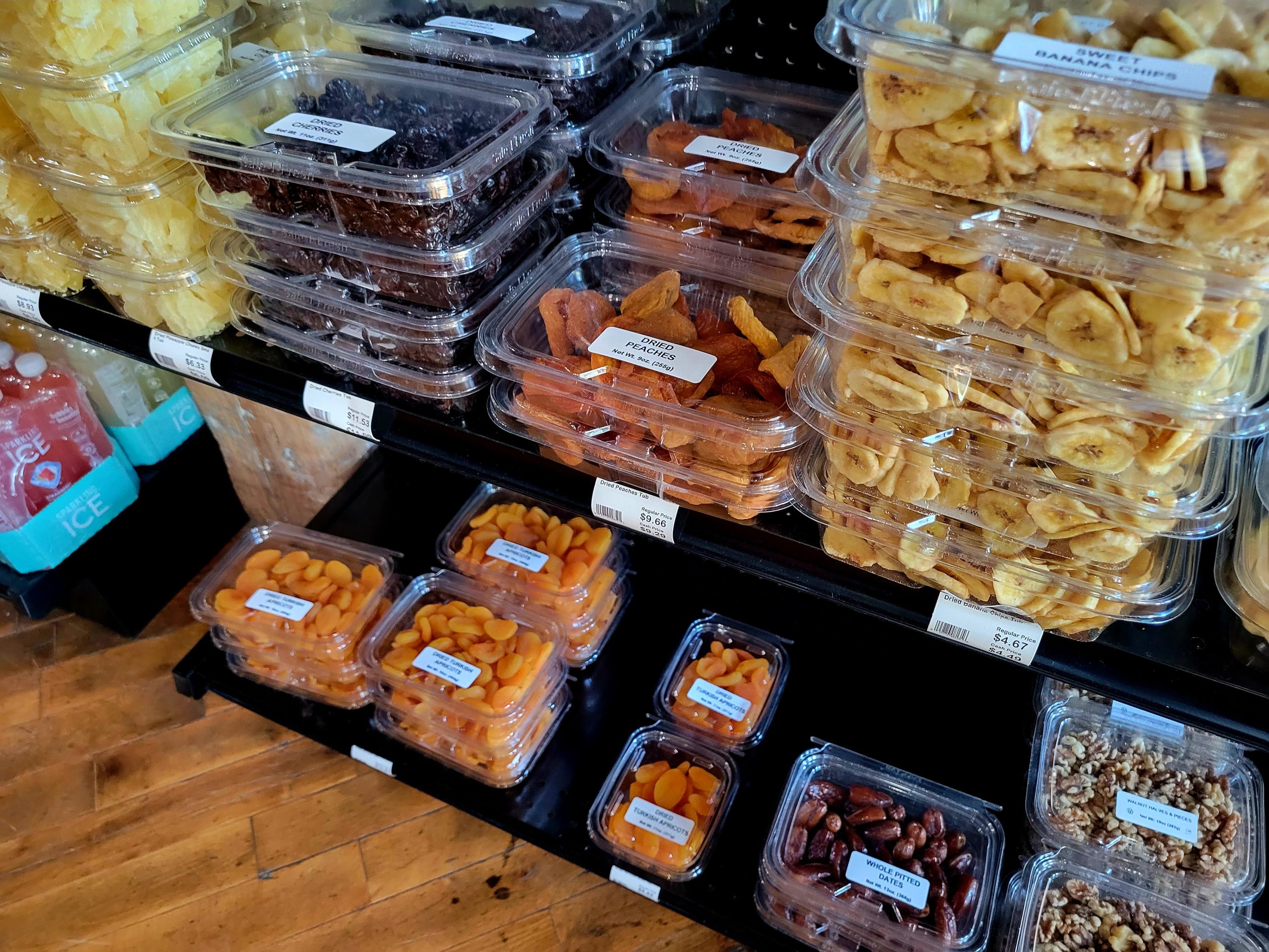 Country Market Snacks image - Facebook